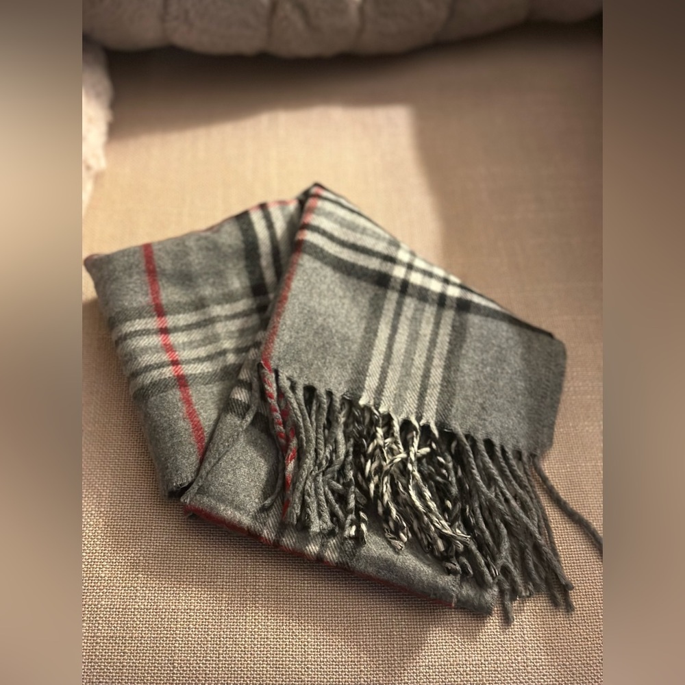 Square print scarf